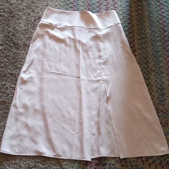 Very CHIC New Gorgeous Express High waisted slip skirt Size Medium - Picture 5 of 10